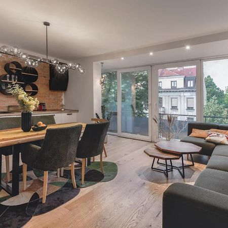 Golden Home Centre Apartment Zagreb Ngoại thất bức ảnh