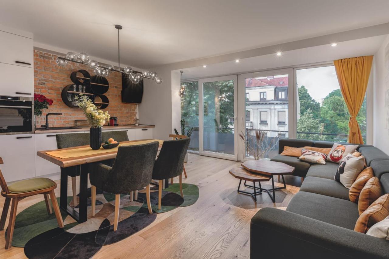Golden Home Centre Apartment Zagreb Ngoại thất bức ảnh