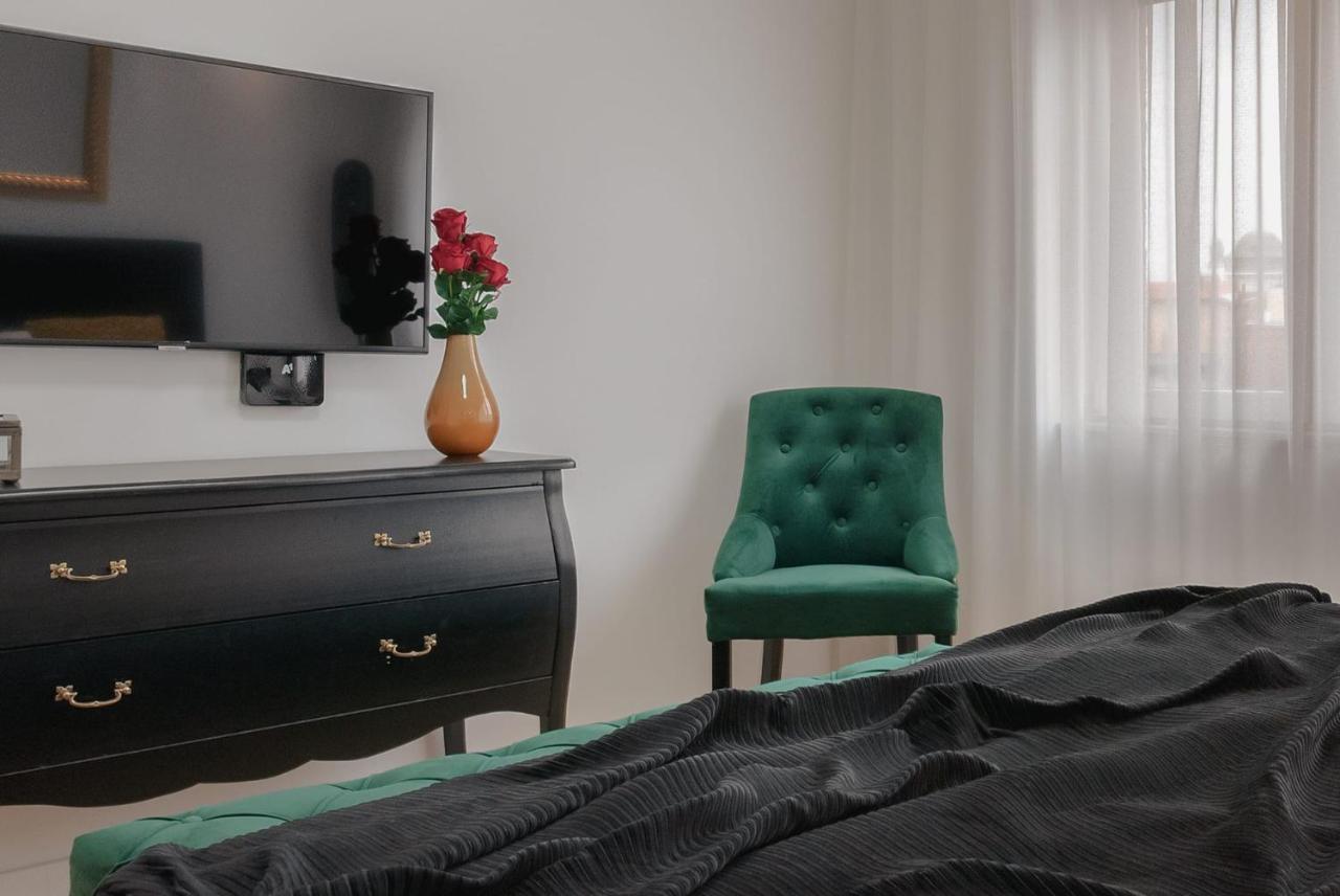 Golden Home Centre Apartment Zagreb Ngoại thất bức ảnh